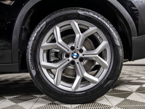 Used 2024 BMW X3 sDrive30i w/ Convenience Package RWD image 40