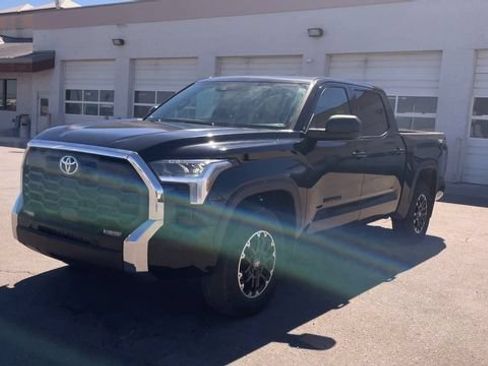 Used 2026 Toyota Tundra SR5 w/ TRD Off-Road Package AWD/4WD image 5