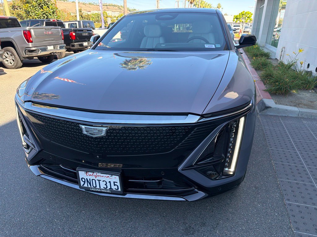 Used 2024 Cadillac Lyriq Sport RWD image 1