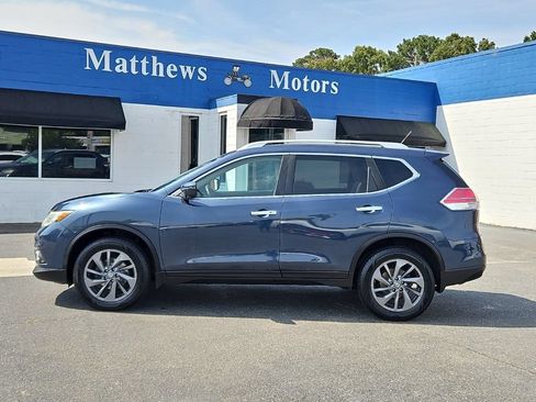 Used 2016 Nissan Rogue SL w/ SL Premium Package AWD/4WD image 4