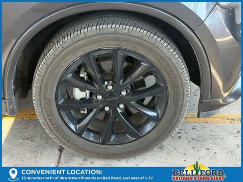 Used 2017 Dodge Durango R/T w/ Technology Group AWD/4WD image 6