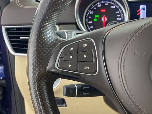 Used 2018 Mercedes-Benz GLS 450 4MATIC image 32