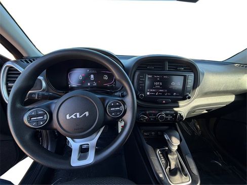 Used 2023 Kia Soul LX w/ Option Group 015 image 30
