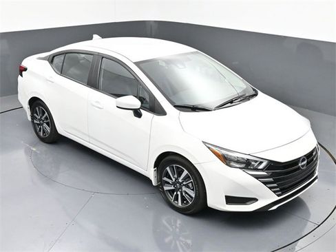 New 2025 Nissan Versa SV w/ Trunk Package image 36