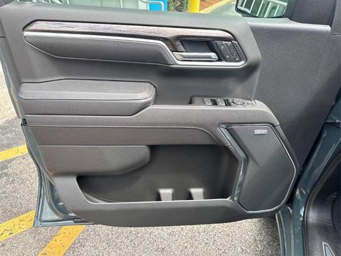 New 2025 Chevrolet Silverado 1500 LTZ w/ LTZ Convenience Package II RWD image 17