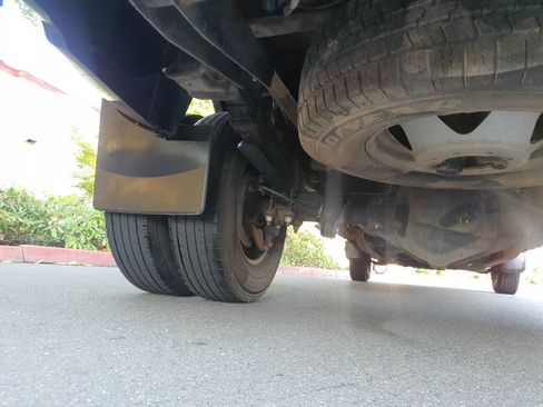 Used 2008 Chevrolet Silverado 3500 LT w/ EZ-Lift Tailgate Package image 26