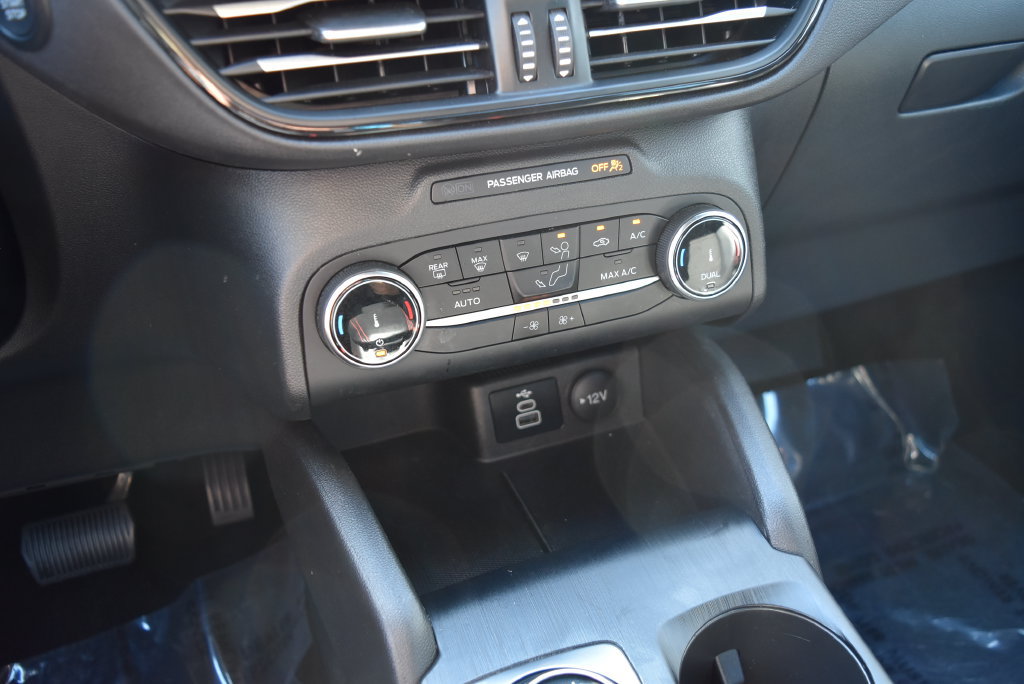 Used 2025 Ford Escape ST-Line AWD/4WD image 17