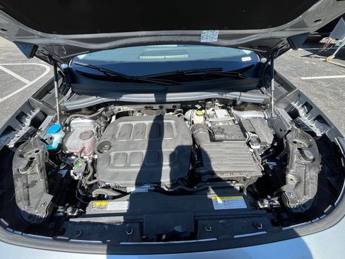 Certified 2026 Volkswagen Tiguan SE AWD/4WD image 30