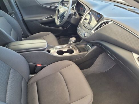 Used 2023 Chevrolet Malibu LT FWD image 20