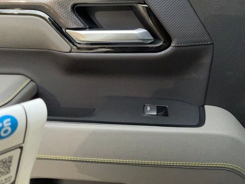 New 2026 Chevrolet Silverado 1500 ZR2 image 14