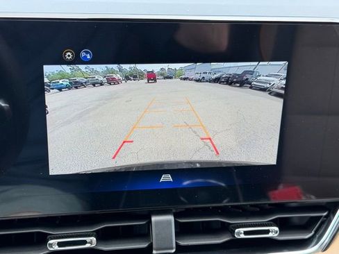 New 2026 Chevrolet Equinox ACTIV image 22