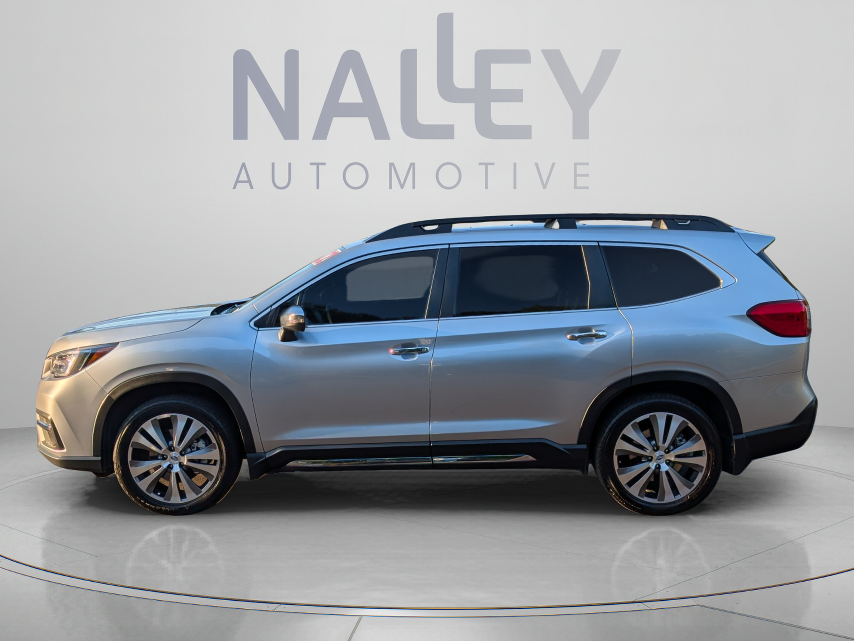 Used 2022 Subaru Ascent Touring AWD/4WD image 2