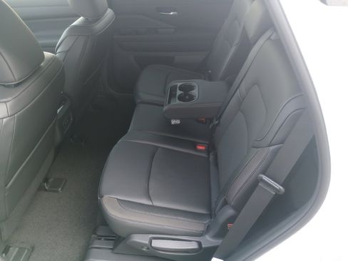 New 2026 Nissan Pathfinder SL FWD image 13