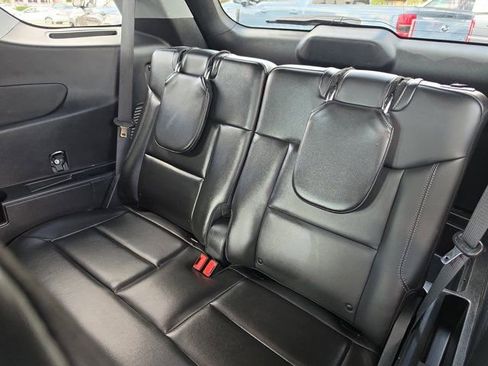 Used 2024 Ford Explorer XLT w/ Equipment Group 202A RWD image 13