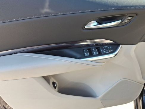 Certified 2022 Cadillac XT4 Luxury w/ Cold Weather Package image 13