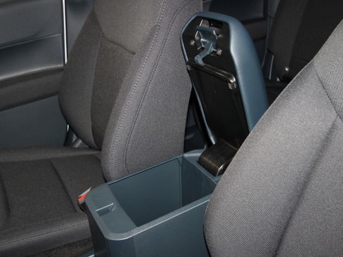 New 2025 Ford Maverick XL image 16