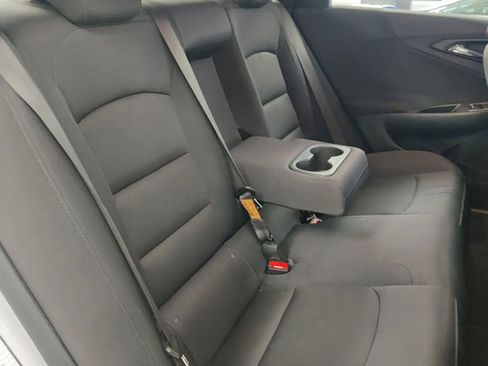 Used 2022 Chevrolet Malibu LT image 14