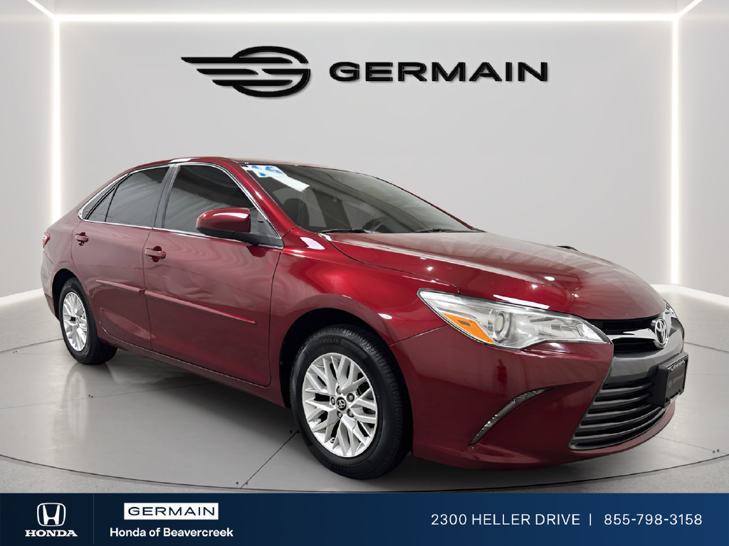 Used 2016 Toyota Camry LE FWD image 1
