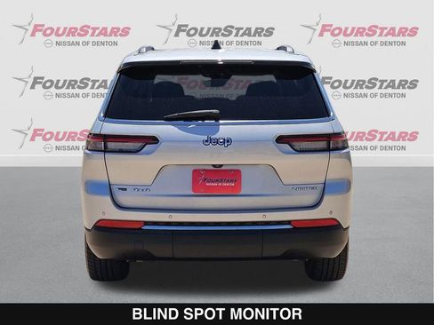 Used 2021 Jeep Grand Cherokee L Limited AWD/4WD image 5