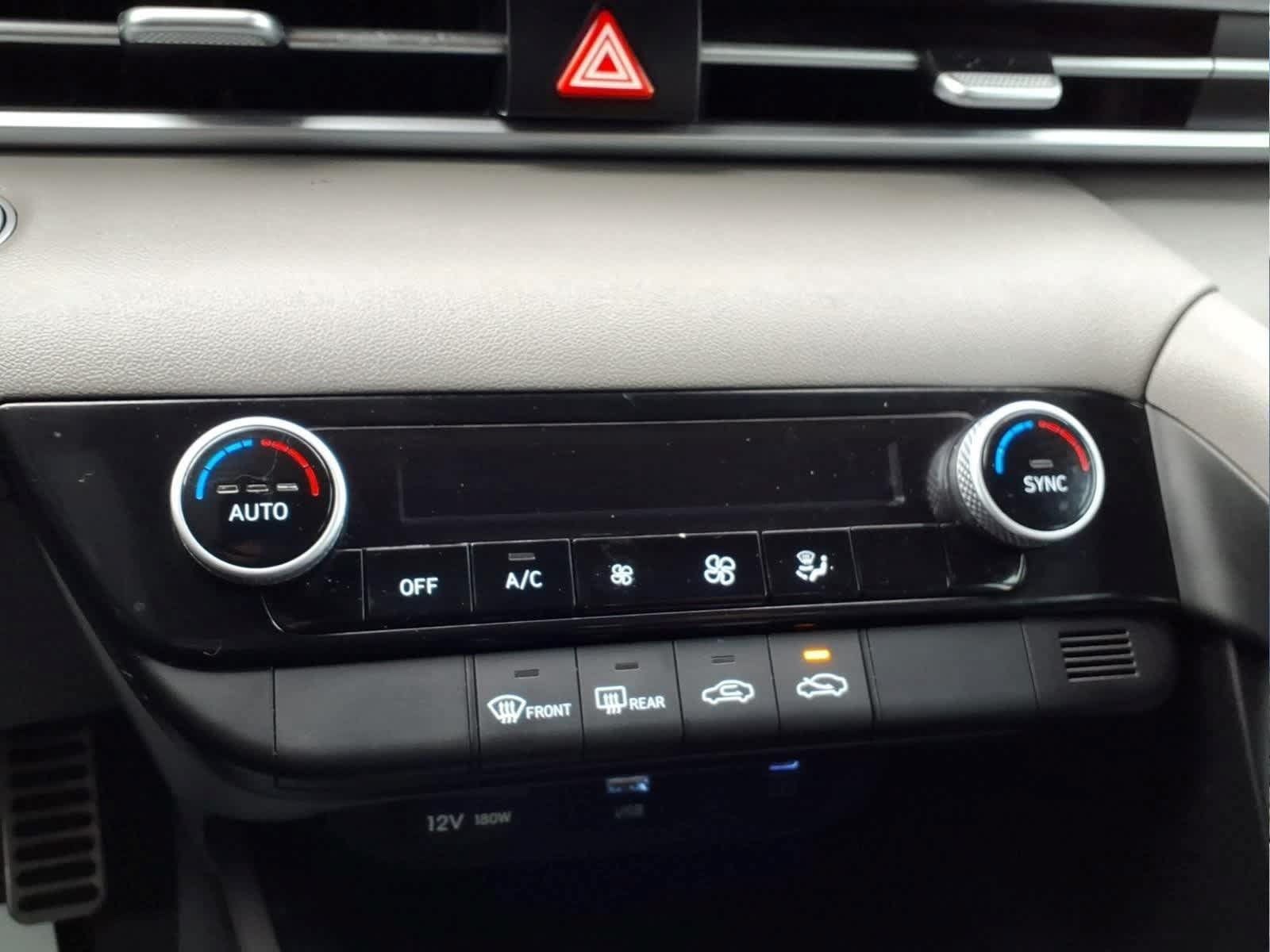 Used 2025 Hyundai Elantra Sport FWD image 21