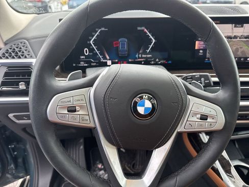 Used 2024 BMW X7 xDrive40i w/ Climate Comfort Package image 12