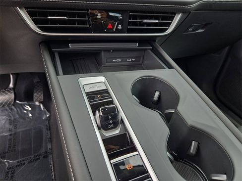 New 2026 Volkswagen Atlas SE image 24