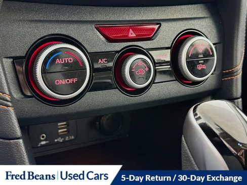 Used 2023 Subaru Crosstrek 2.5i Limited w/ Moonroof Package image 17