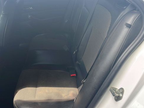 Used 2015 Chevrolet Malibu LT FWD image 20
