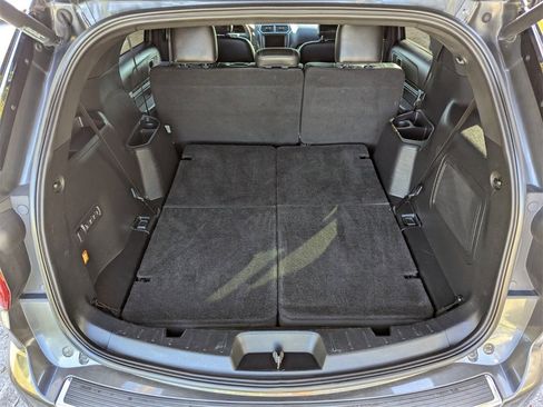 Used 2018 Ford Explorer Limited image 19