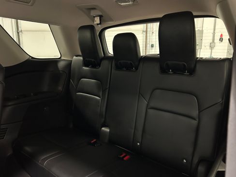 Used 2022 Nissan Pathfinder Platinum w/ Cargo Package AWD/4WD image 32