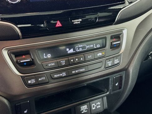 Used 2023 Honda Passport EX-L image 15