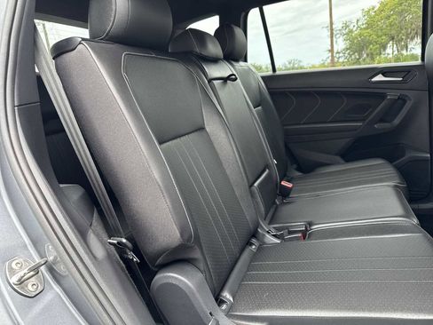 Certified 2024 Volkswagen Tiguan SE R-Line FWD image 19