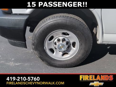 Certified 2025 Chevrolet Express 3500 LS image 17