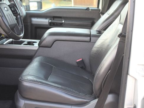 Used 2012 Ford F250 Lariat w/ Lariat Ultimate Pkg image 13