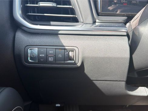 New 2026 GMC Terrain Elevation w/ Elevation Premium Package AWD/4WD image 13