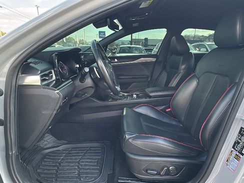 Used 2023 Kia K5 GT image 9