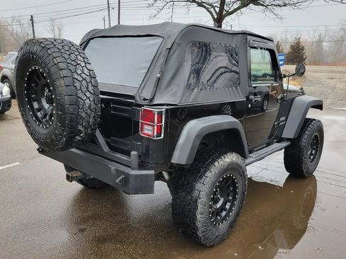 Used 2017 Jeep Wrangler Sport w/ Quick Order Package 23S AWD/4WD image 7
