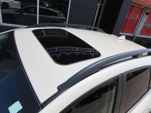 Used 2020 Subaru Crosstrek 2.0i Limited w/ Moonroof Package w/Navigation AWD/4WD image 19