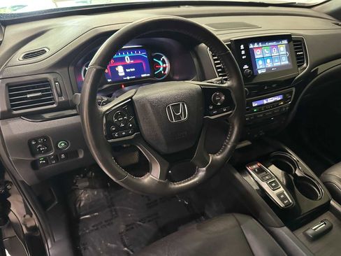 Used 2020 Honda Pilot Black Edition image 2