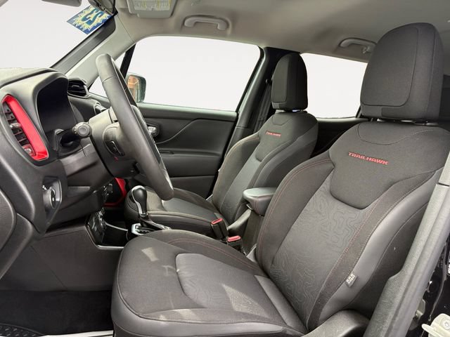 Used 2023 Jeep Renegade Trailhawk AWD/4WD image 9
