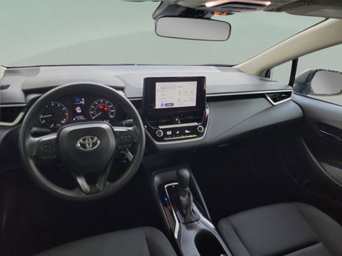 Used 2024 Toyota Corolla LE image 17