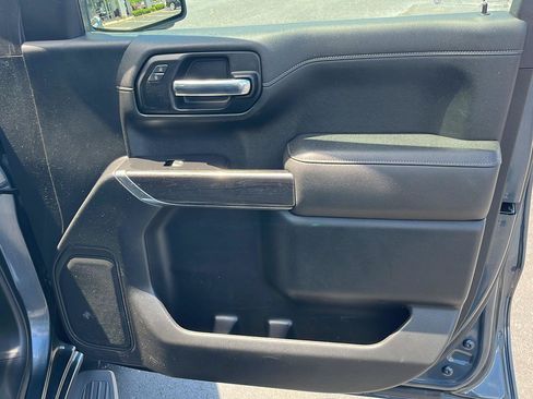 Used 2019 Chevrolet Silverado 1500 LTZ w/ LTZ Plus Package AWD/4WD image 29