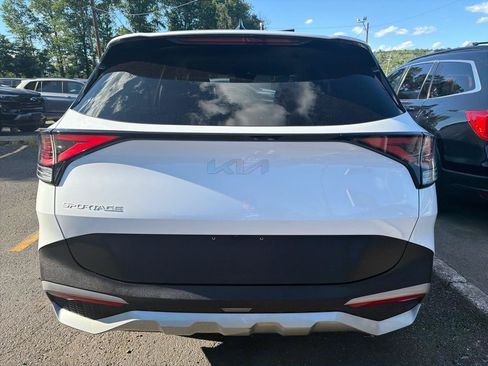 Used 2023 Kia Sportage EX FWD image 7