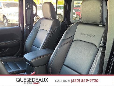 Used 2024 Jeep Wrangler Sahara w/ Technology Group image 11