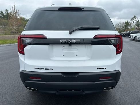 Used 2023 GMC Acadia SLE w/ Driver Convenience Package AWD/4WD image 4