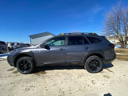 Certified 2022 Subaru Outback Wilderness w/ Wilderness Package image 3