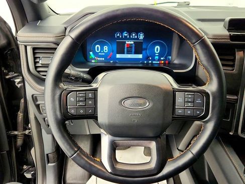 Used 2023 Ford Expedition Platinum image 14