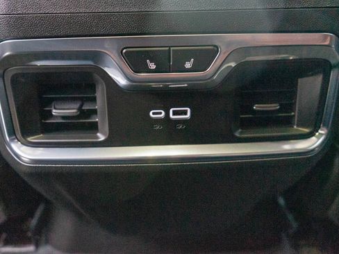 Used 2025 GMC Sierra 1500 Denali Ultimate image 14