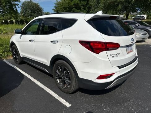 Used 2018 Hyundai Santa Fe Sport w/ Cargo Package FWD image 5