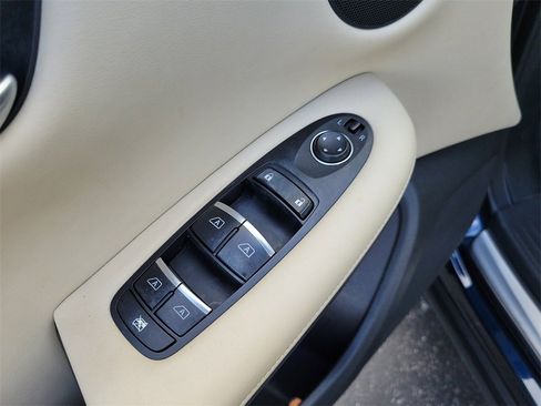 Used 2021 INFINITI QX50 Luxe image 23